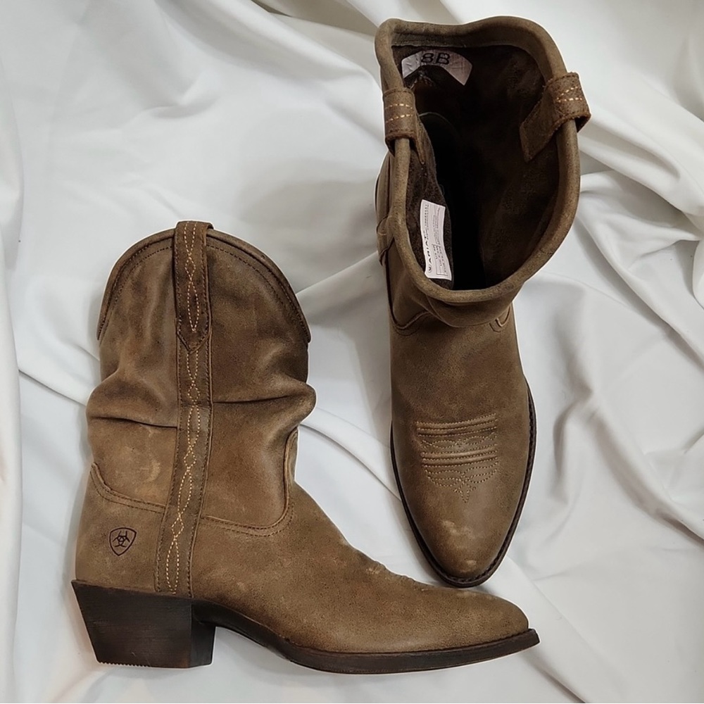 Ariat Reina Leather Slouch Bomber Western Cowgirl boots (womens size 8)